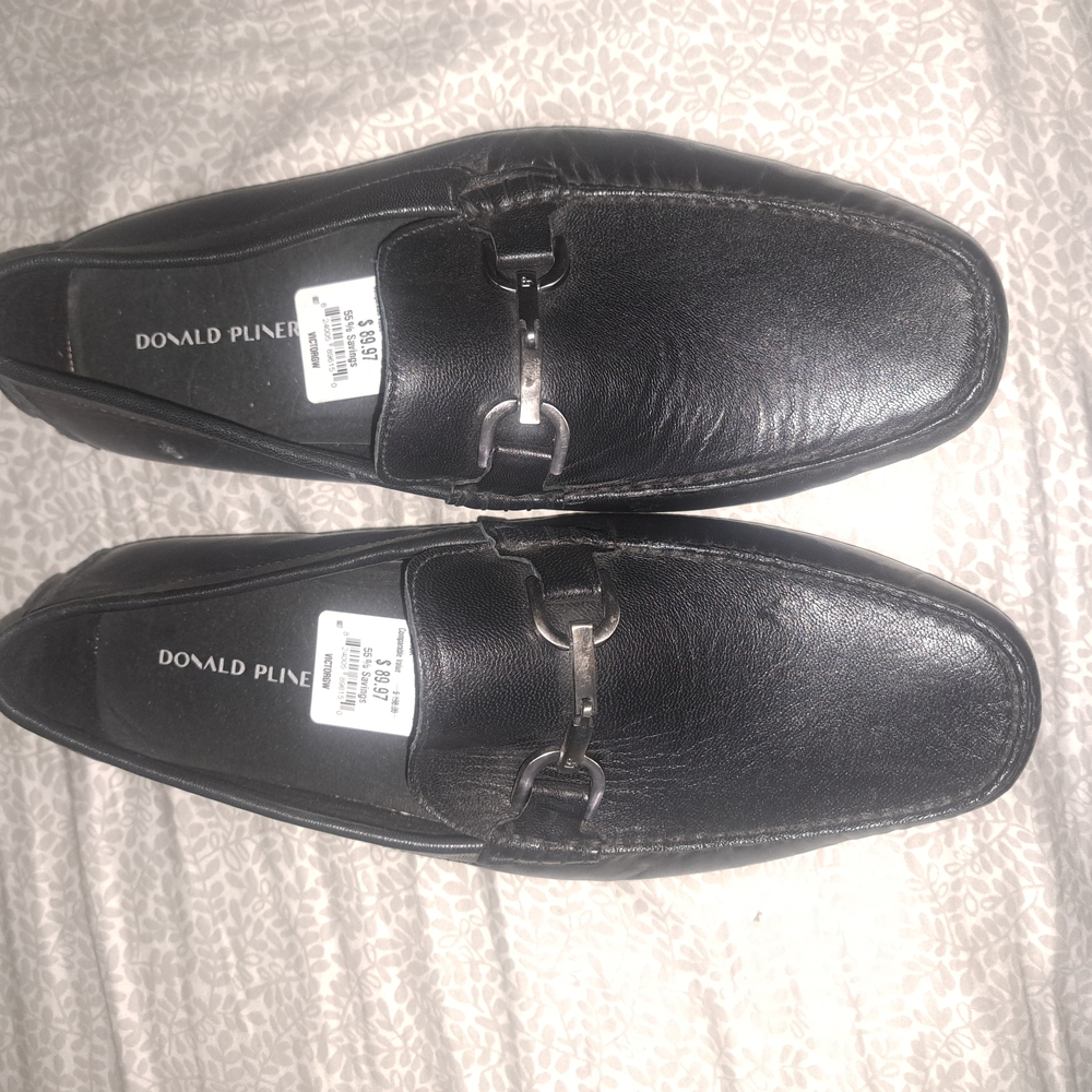 Donald J. Pliner Black Loafers Sleek Slip-On Design